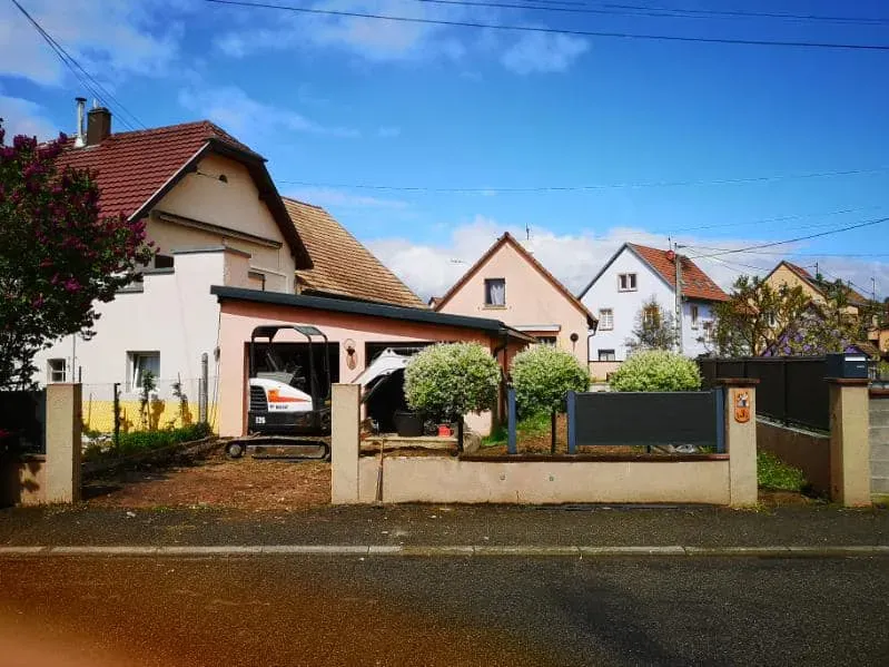 Aménagement pavage et mur - avant